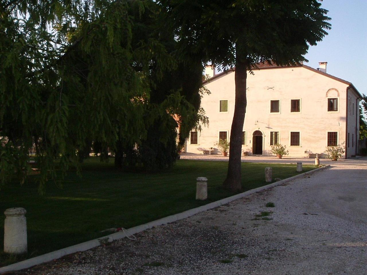 Agriturismo La Sophora Montegaldella Εξωτερικό φωτογραφία